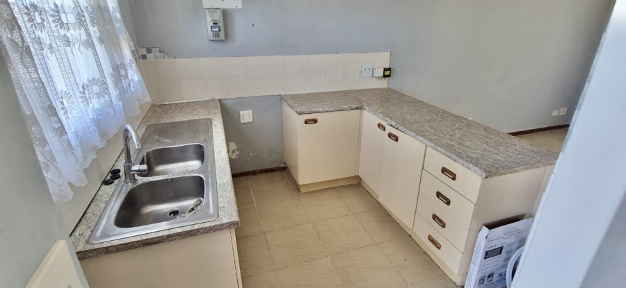 2 Bedroom Property for Sale in Kabega Park Eastern Cape